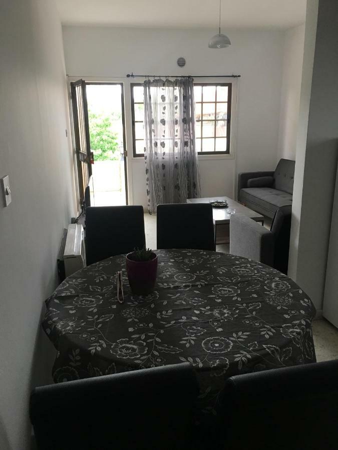 Christos Apartments Dhrousha Luaran gambar